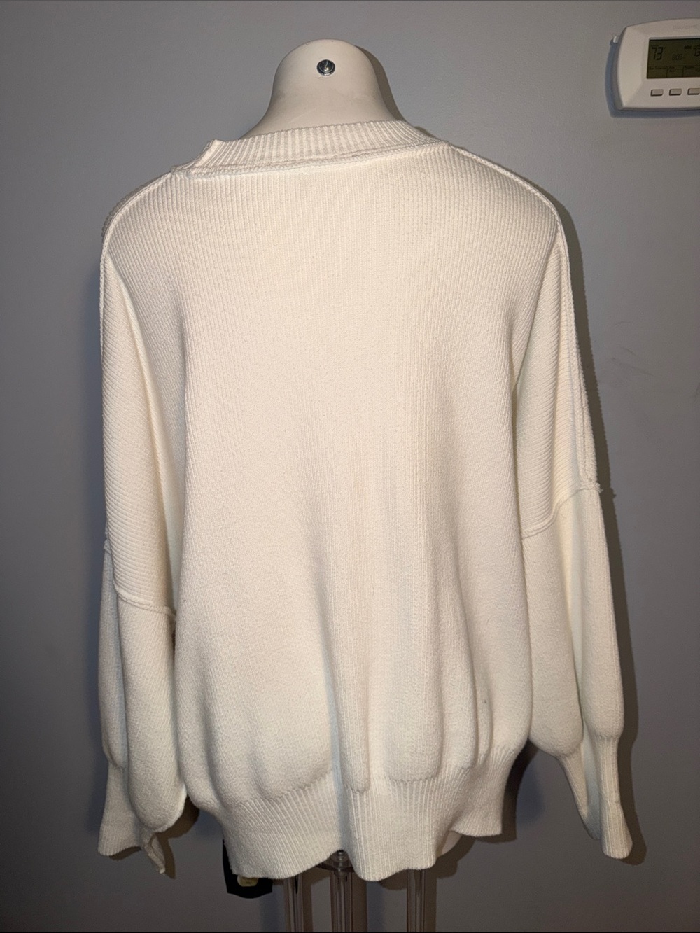 Free People Ladies Easy Street Tunic Sweater in Painted White. Medium. Oversized - Picture 10 of 15